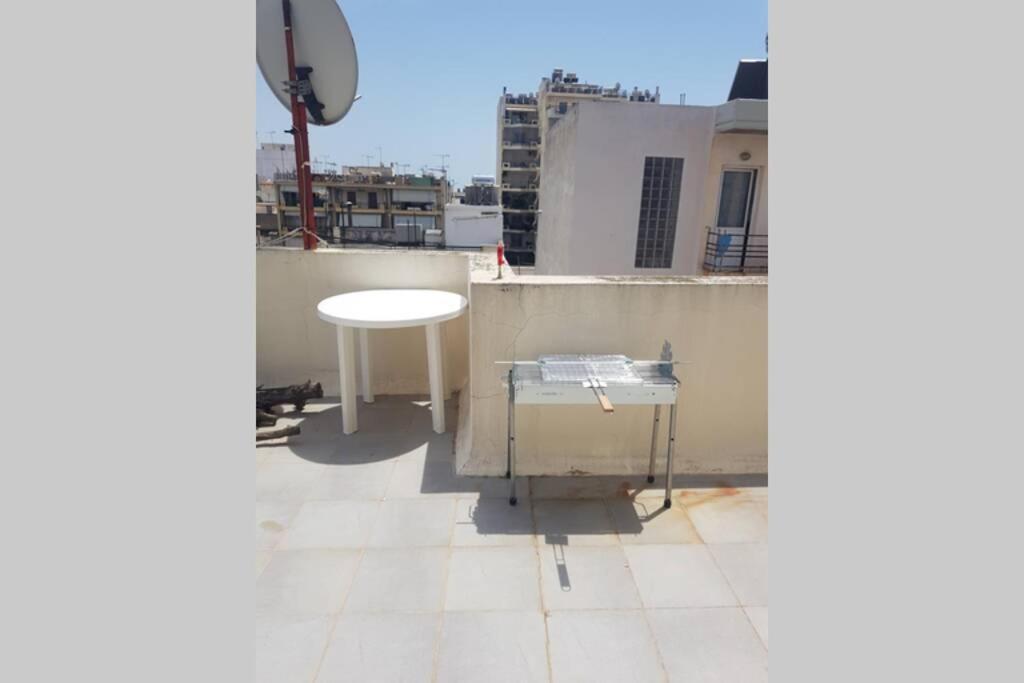 Terrace Roof Room @ Koridallos Metro St. & Piraeus Port 외부 사진
